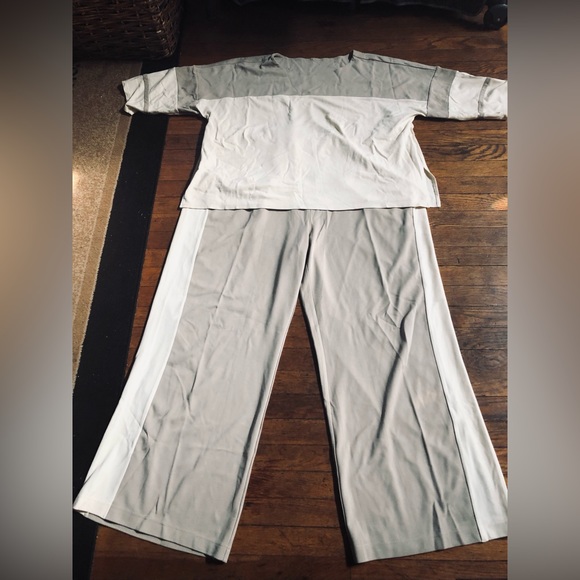 WynneLayers Knit Straight- Two Tone Top and Leg PullOn  Pant - Picture 2 of 4